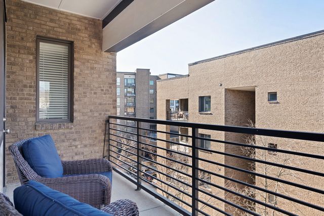 200 Manufacturers Road Apt 445, Chattanooga, TN 37405