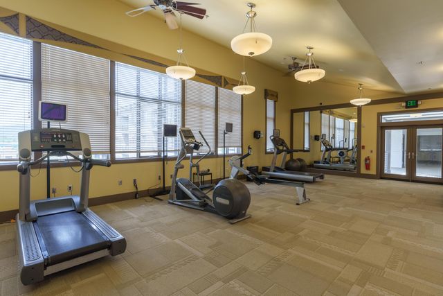 200 Manufacturers Road Apt 445, Chattanooga, TN 37405