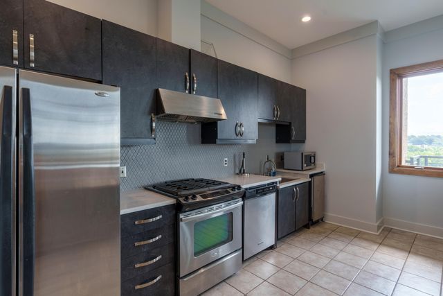 200 Manufacturers Road Apt 445, Chattanooga, TN 37405