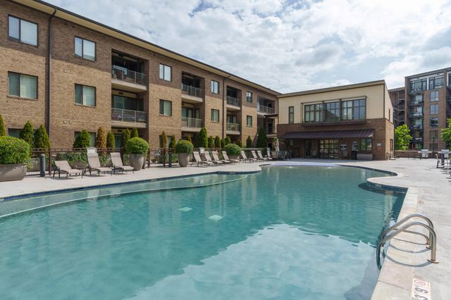 200 Manufacturers Road Apt 445, Chattanooga, TN 37405