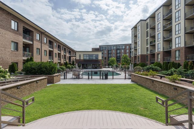 200 Manufacturers Road Apt 445, Chattanooga, TN 37405