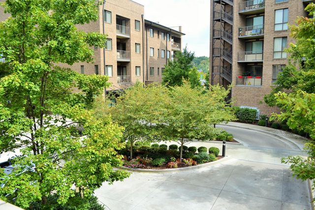 200 Manufacturers Road Apt 445, Chattanooga, TN 37405