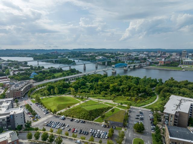 200 Manufacturers Road Apt 445, Chattanooga, TN 37405