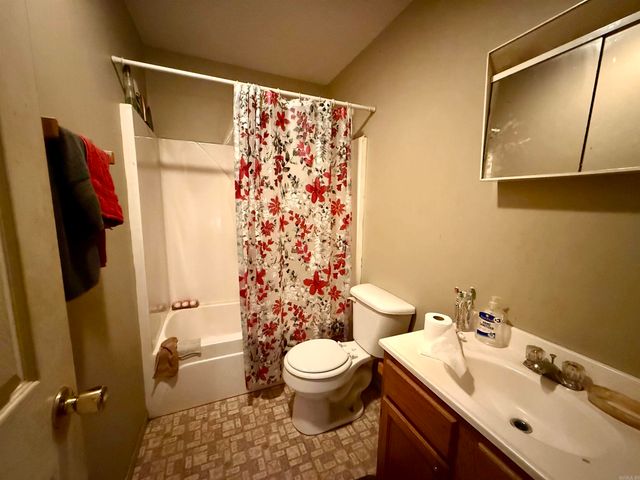 402 N Ferguson Street, Hope, AR 71801