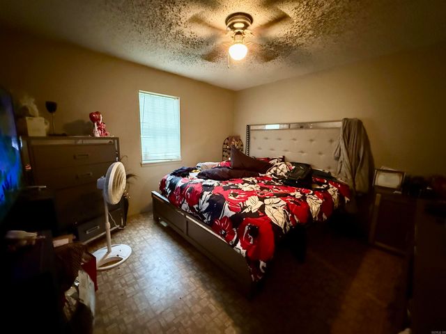 402 N Ferguson Street, Hope, AR 71801