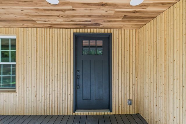 61 Peachy Williams Street, Frenchburg, KY 40322