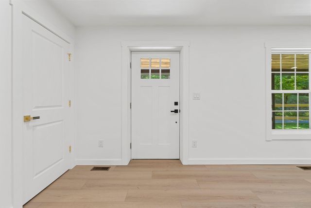 61 Peachy Williams Street, Frenchburg, KY 40322