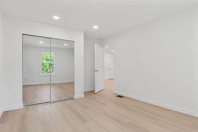 61 Peachy Williams Street, Frenchburg, KY 40322