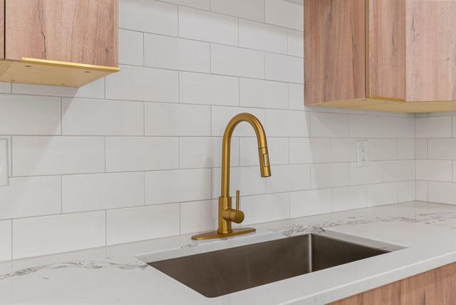 61 Peachy Williams Street, Frenchburg, KY 40322