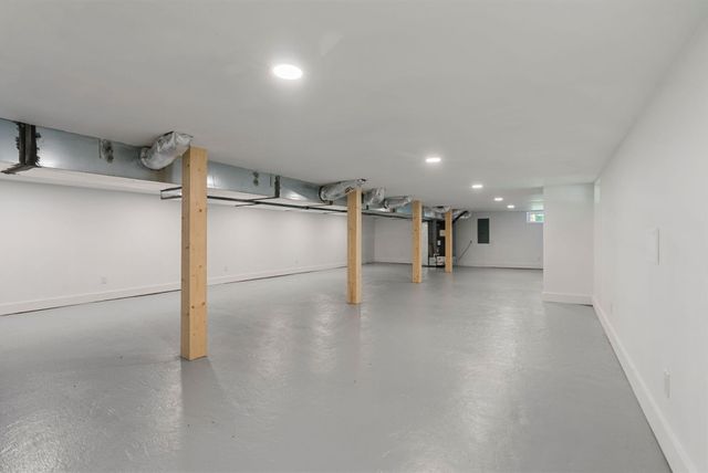 61 Peachy Williams Street, Frenchburg, KY 40322