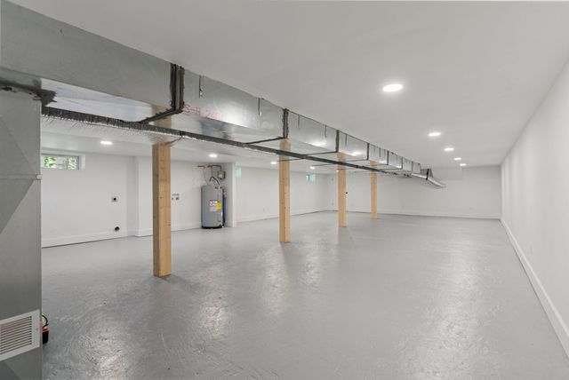 61 Peachy Williams Street, Frenchburg, KY 40322