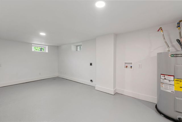 61 Peachy Williams Street, Frenchburg, KY 40322