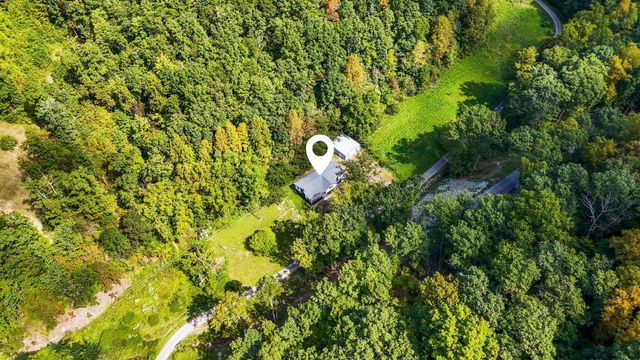 61 Peachy Williams Street, Frenchburg, KY 40322