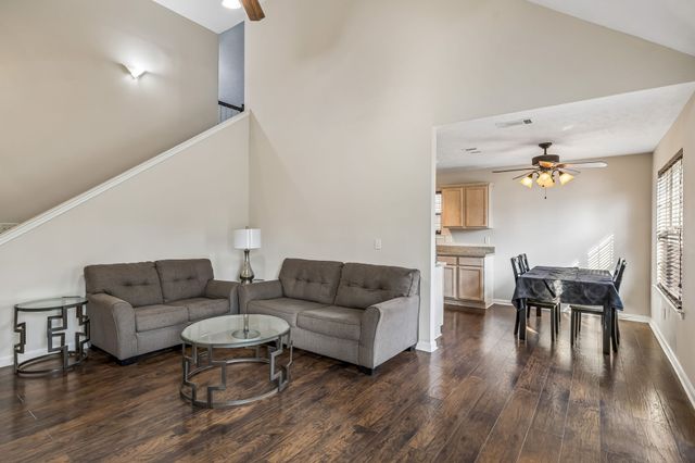 5048 Singing Hills Dr, Antioch, TN 37013