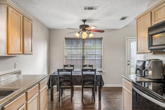 5048 Singing Hills Dr, Antioch, TN 37013