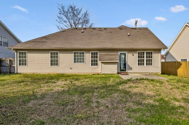 5048 Singing Hills Dr, Antioch, TN 37013