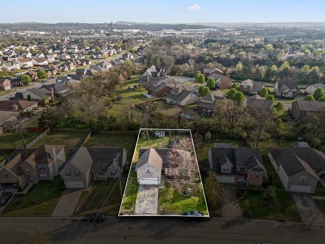 5048 Singing Hills Dr, Antioch, TN 37013