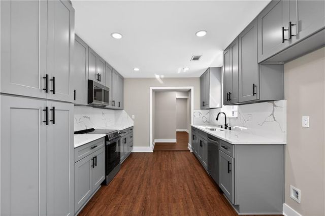 1528 Willowbrook Drive SW, Atlanta, GA 30311