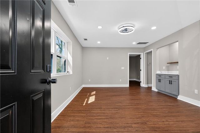 1528 Willowbrook Drive SW, Atlanta, GA 30311