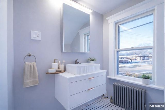 754 Wyckoff Avenue, Wyckoff, NJ 07481