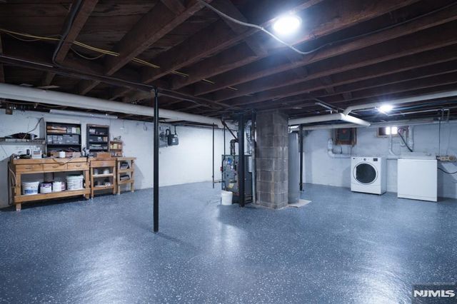 754 Wyckoff Avenue, Wyckoff, NJ 07481