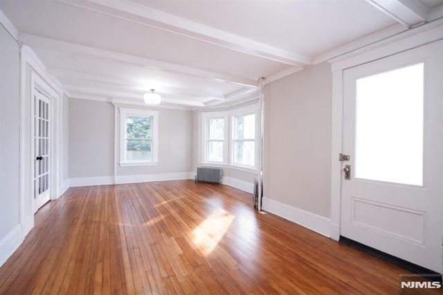 754 Wyckoff Avenue, Wyckoff, NJ 07481