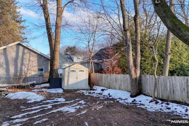 754 Wyckoff Avenue, Wyckoff, NJ 07481