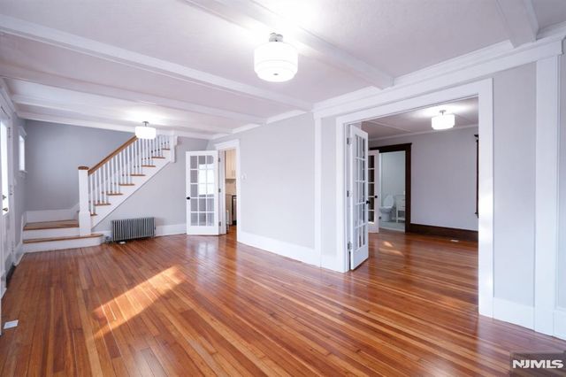 754 Wyckoff Avenue, Wyckoff, NJ 07481