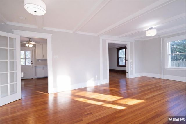 754 Wyckoff Avenue, Wyckoff, NJ 07481