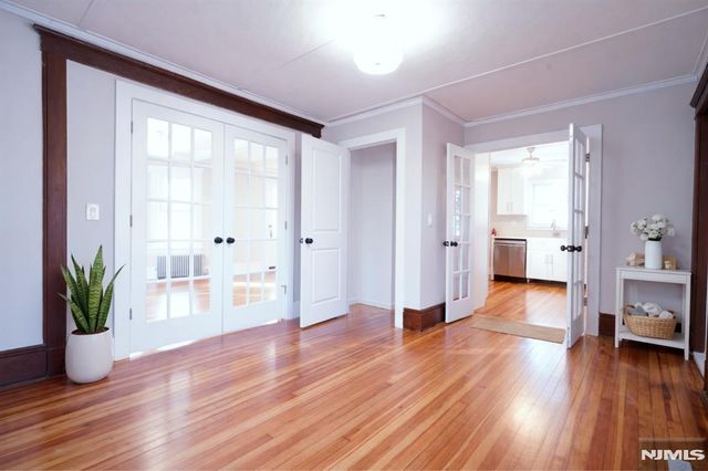 754 Wyckoff Avenue, Wyckoff, NJ 07481