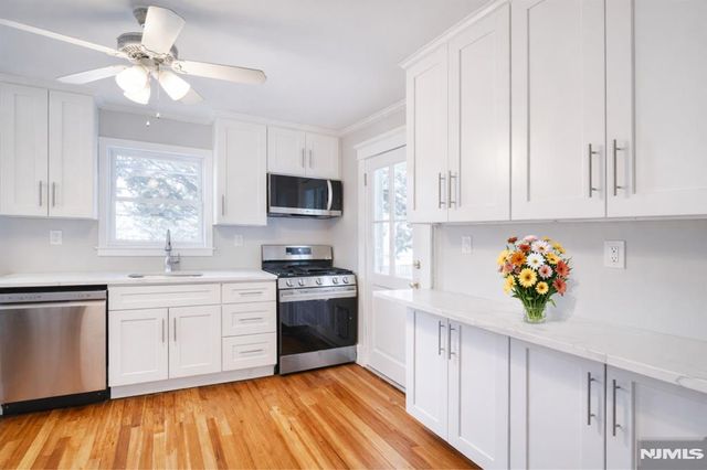 754 Wyckoff Avenue, Wyckoff, NJ 07481