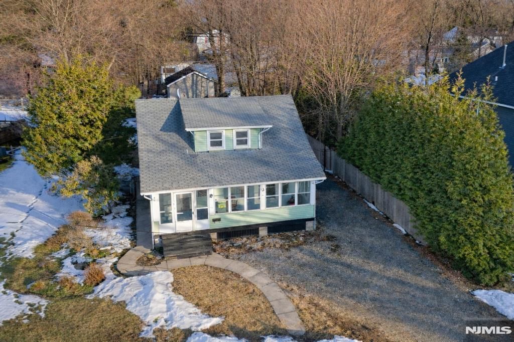 754 Wyckoff Avenue, Wyckoff, NJ 07481