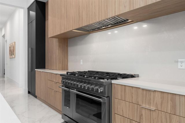 15044 PENDIO DRIVE, Bella Collina, FL 34756