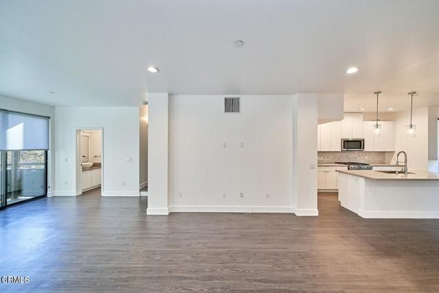 4201 Pennsylvania Avenue C2, Glendale, CA 91214