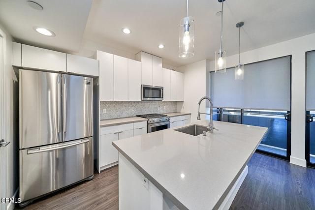 4201 Pennsylvania Avenue C2, Glendale, CA 91214