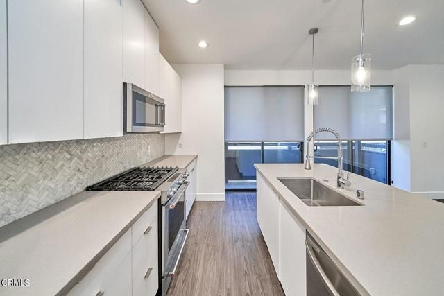 4201 Pennsylvania Avenue C2, Glendale, CA 91214