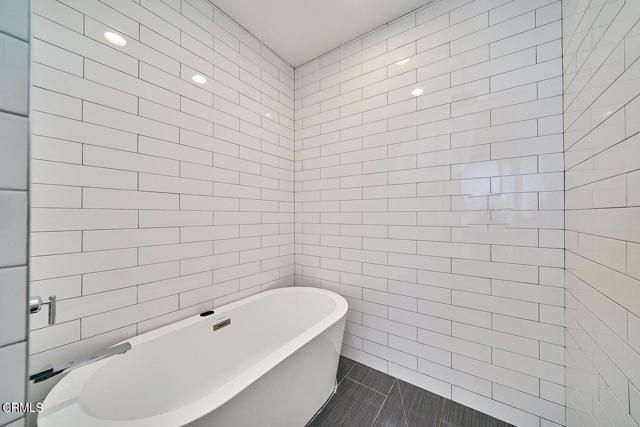 4201 Pennsylvania Avenue C2, Glendale, CA 91214