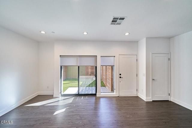 4201 Pennsylvania Avenue C2, Glendale, CA 91214