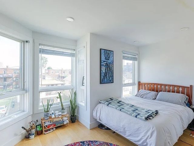 66-68 Hooker St 66, Boston, MA 02134