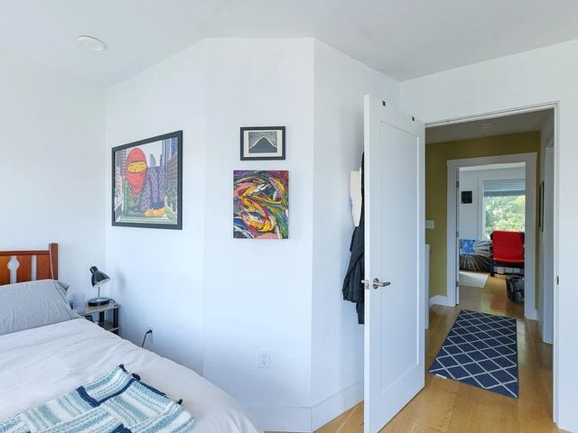 66-68 Hooker St 66, Boston, MA 02134