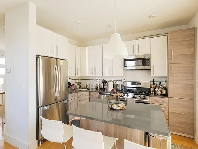 66-68 Hooker St 66, Boston, MA 02134