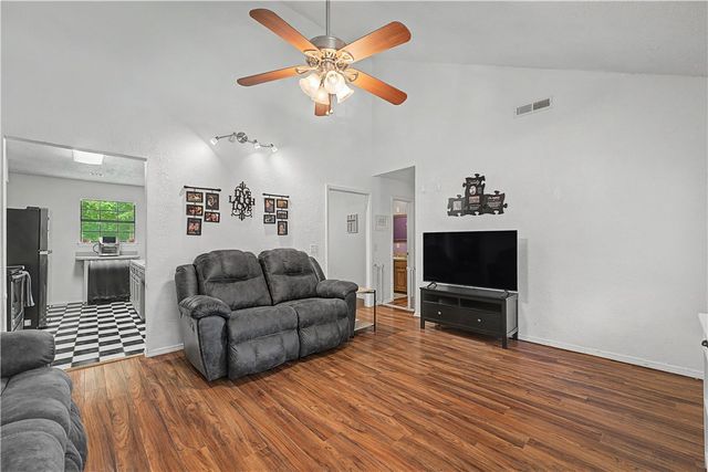 43 Judy Drive, Bella Vista, AR 72715