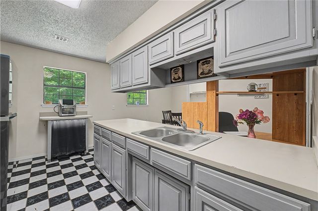 43 Judy Drive, Bella Vista, AR 72715