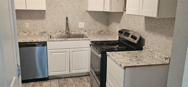 608 Arbor Lane, Lancaster, TX 75134