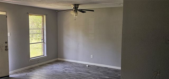 608 Arbor Lane, Lancaster, TX 75134