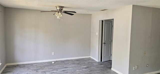 608 Arbor Lane, Lancaster, TX 75134