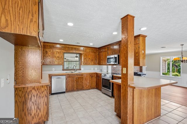 95 Irish Hill Court, Concord, GA 30206