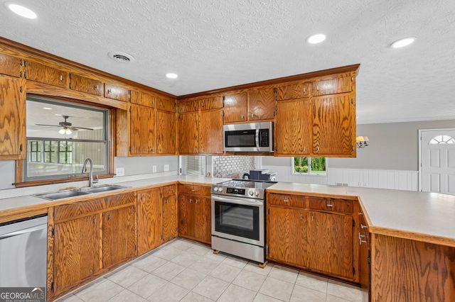 95 Irish Hill Court, Concord, GA 30206