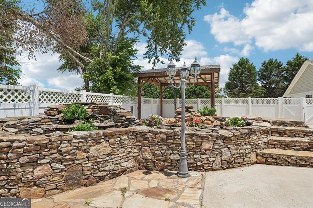 95 Irish Hill Court, Concord, GA 30206