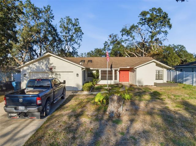 7822 HOLIDAY DRIVE, Spring Hill, FL 34606